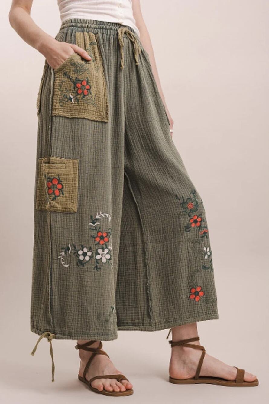 Blue Velvet Olive Floral Embroidered Cotton Pants XL - Cottage Boho